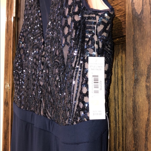 Women’s Formal Dress Plus Size 14W 18W Evening Gown Bodice Sequins NIGHTWAY NEW - Picture 4 of 9